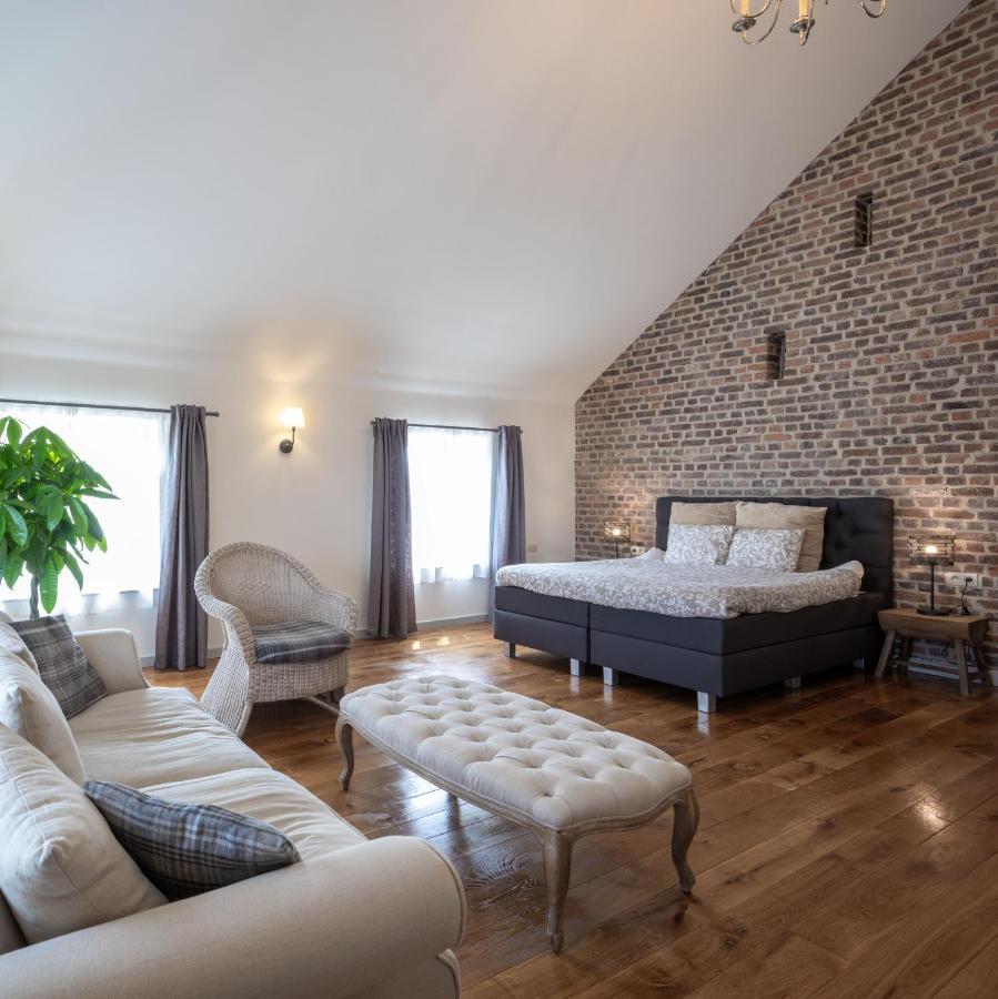 B&B De Bloesem Hoeselt Esterno foto